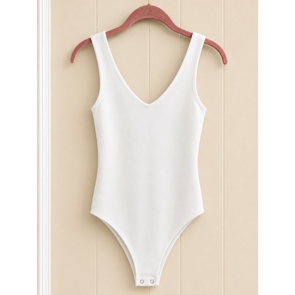 By Together White Seamless V Neck Bodysuit Tank Top S M L81068